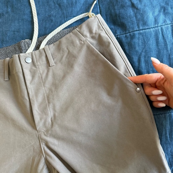 VUORI Outdoor Utility PANT Size Large Inseam 31” - Picture 9 of 13